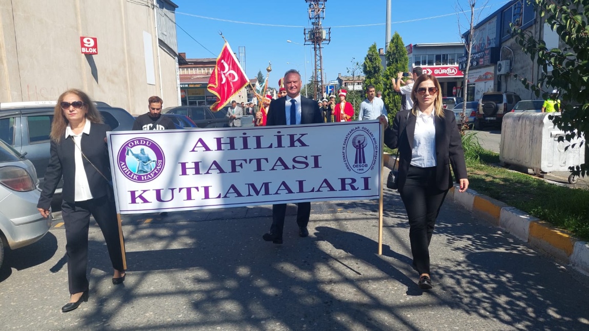 2025 yılı Ahilik Haftası nedeni ile Ahilik Yürüyüşü ve Kutlamaları okulumuzda gerçekleşti.